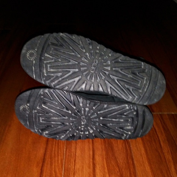 Like New UGG Australia 'Annarosa' Boots - Picture 8 of 8